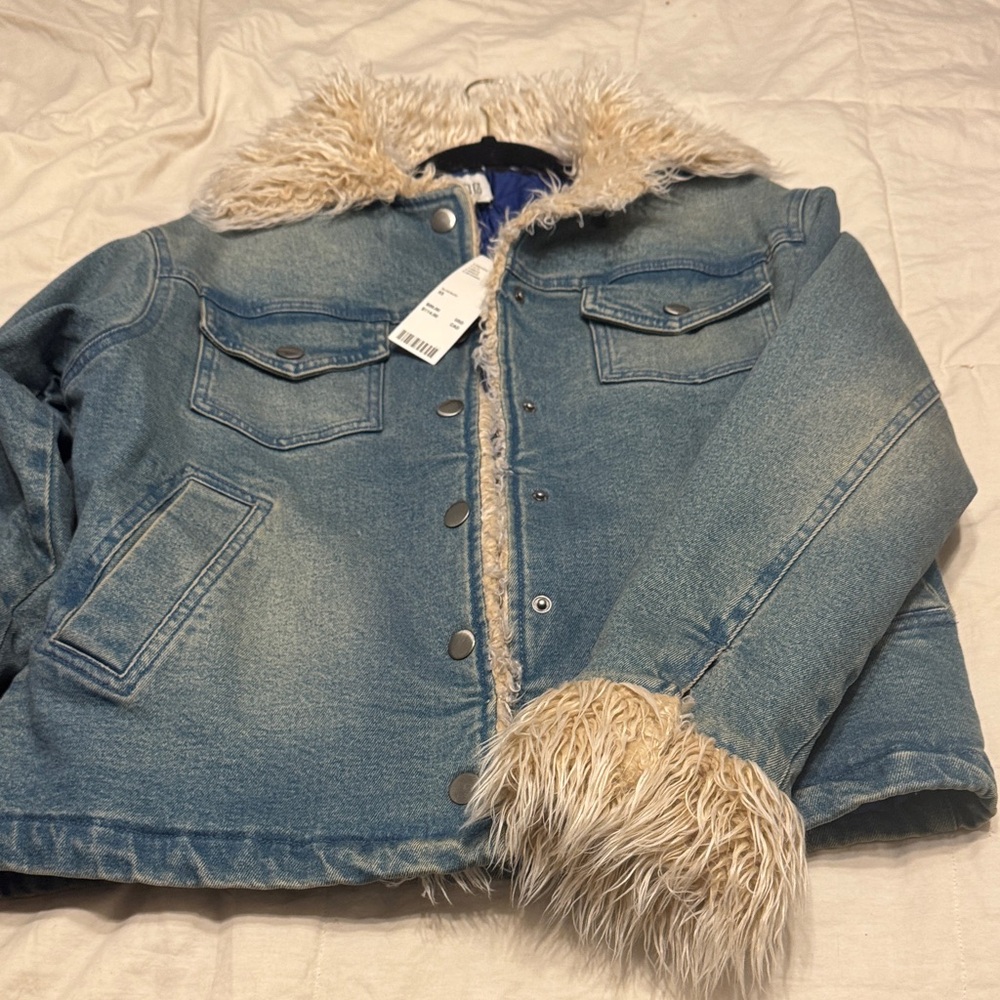 Urban Outfitters BDG Blue Quilted Jacket with Faux Fur Trim